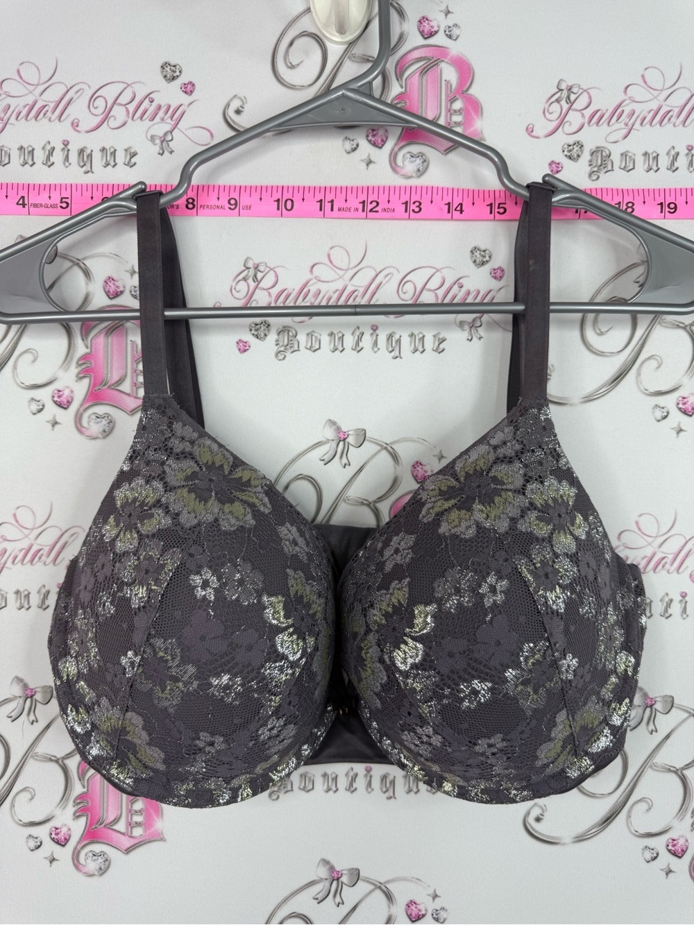Victoria's Secret body by Victoria Gray Lace T-Shirt Bra with Metallic Floral